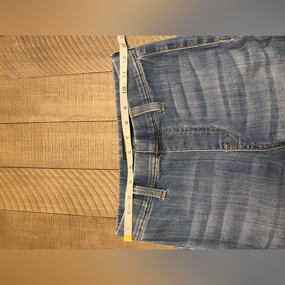 Judy Blue pull on jeans super flare raw hem - Picture 7 of 10